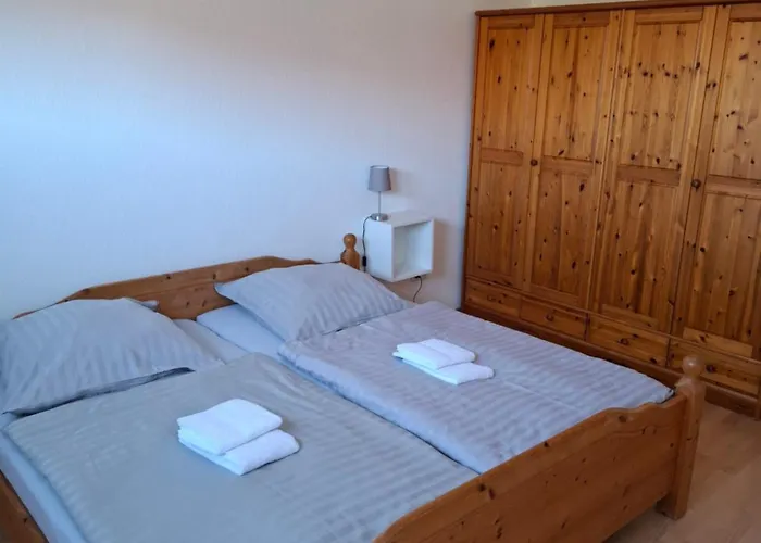 Grosszuegiges Erdgeschossapartment Mit Balkon Und Eigenen Kostenlosen Parkplatz Lejlighed *